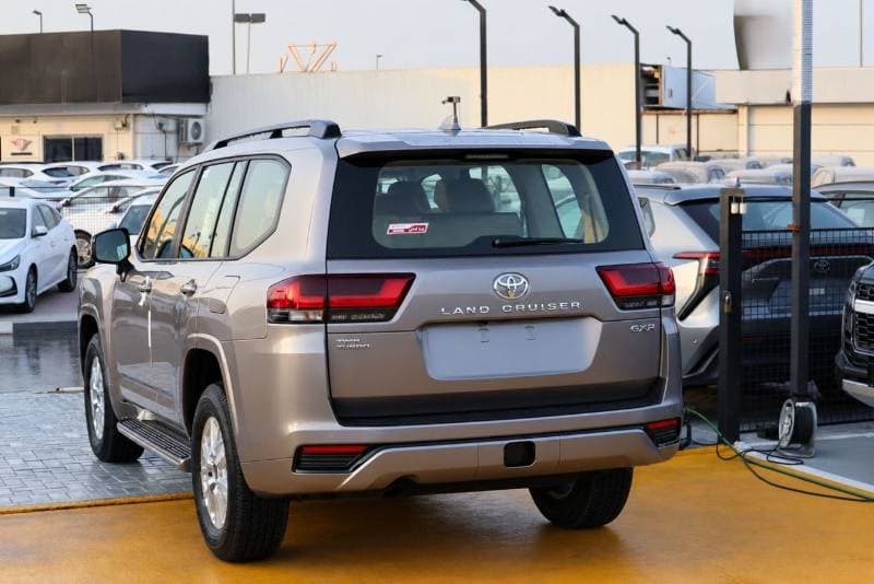 2026 Toyota Land Cruiser GXR thumbnail 4