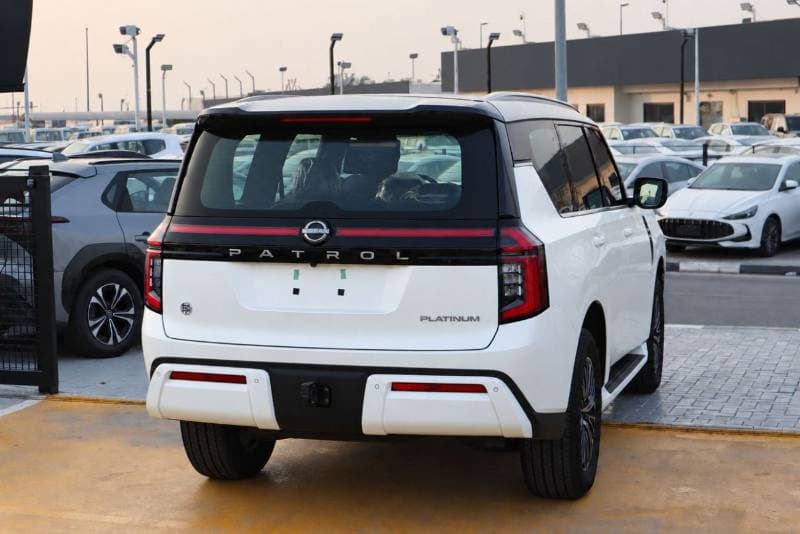 2026 Nissan Patrol SE PLATINUM CITY thumbnail 5