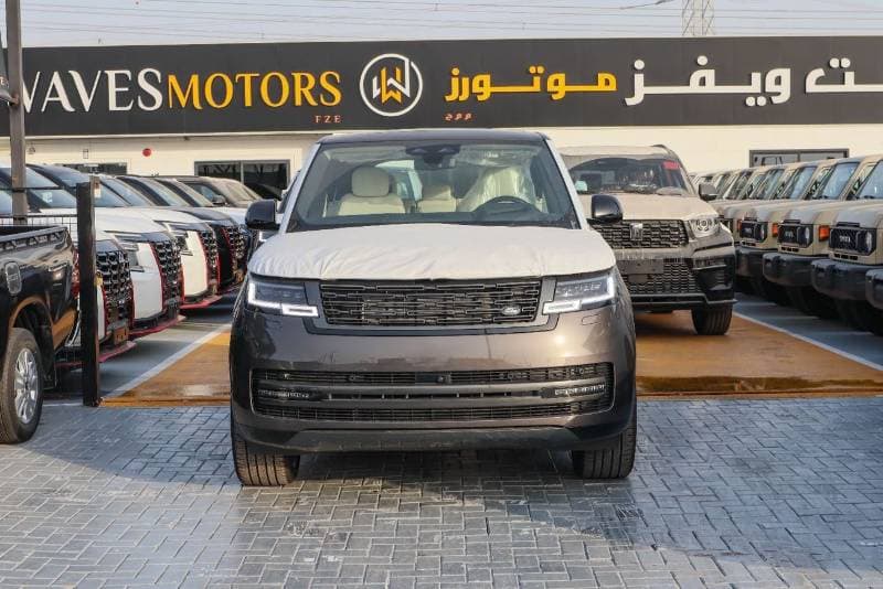2026 Land Rover Range Rover HSE P400 thumbnail 2