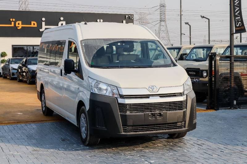 2026 Toyota Hiace GL thumbnail 3