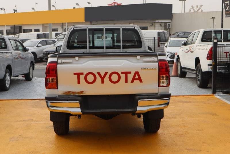 2026 Toyota Hilux GL thumbnail 5
