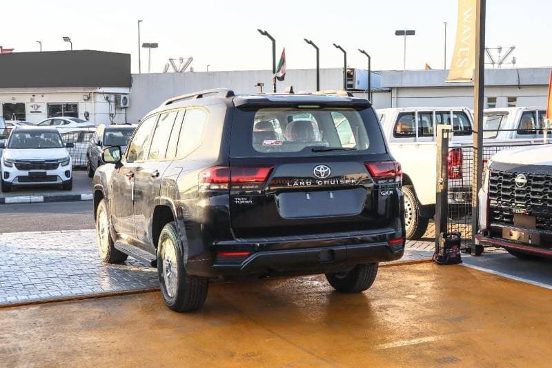 2026 Toyota Land Cruiser GXR thumbnail 4