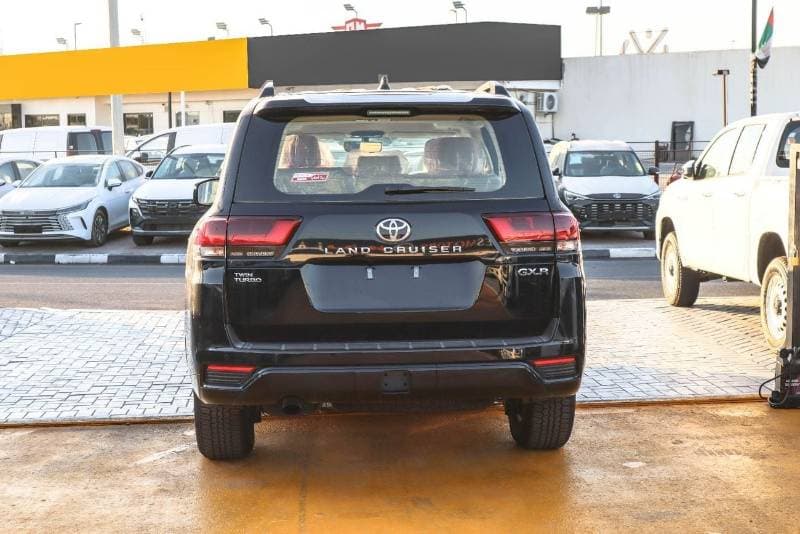 2026 Toyota Land Cruiser GXR thumbnail 5