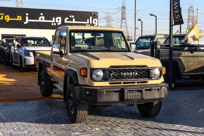 2025 Toyota Land Cruiser Pick Up thumbnail 7
