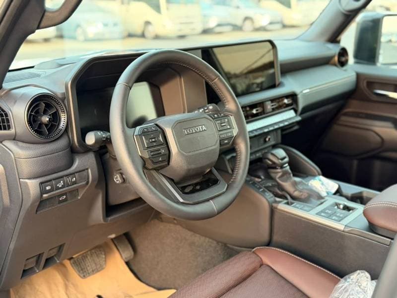 2026 Toyota Land Cruiser EXR thumbnail 6