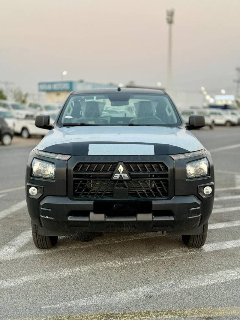 2025 Mitsubishi L200 GL thumbnail 2