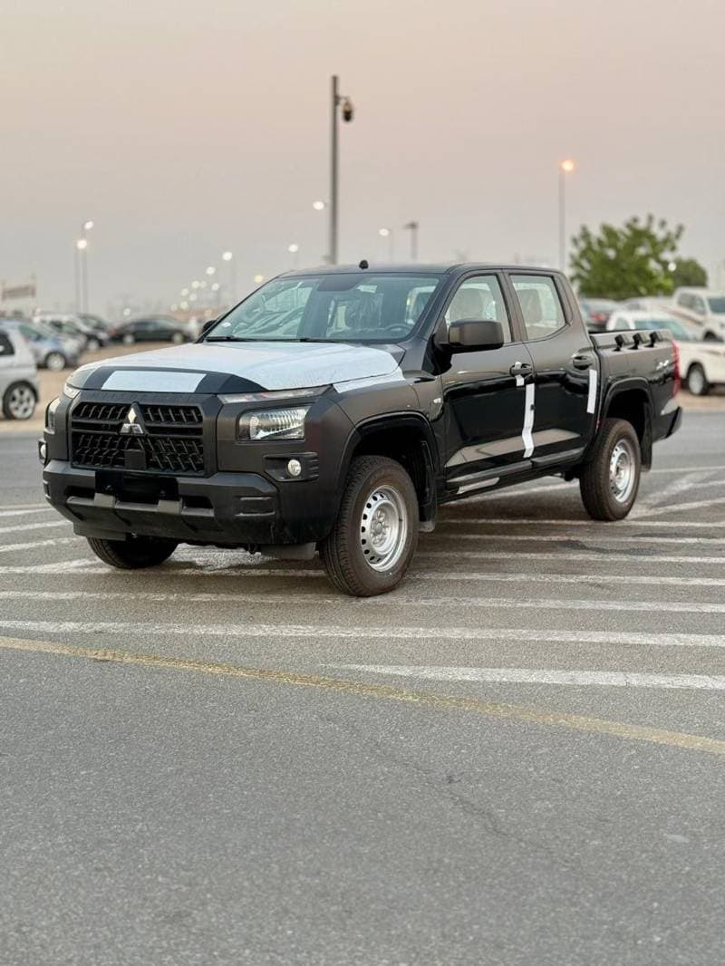 2025 Mitsubishi L200 GL thumbnail 3
