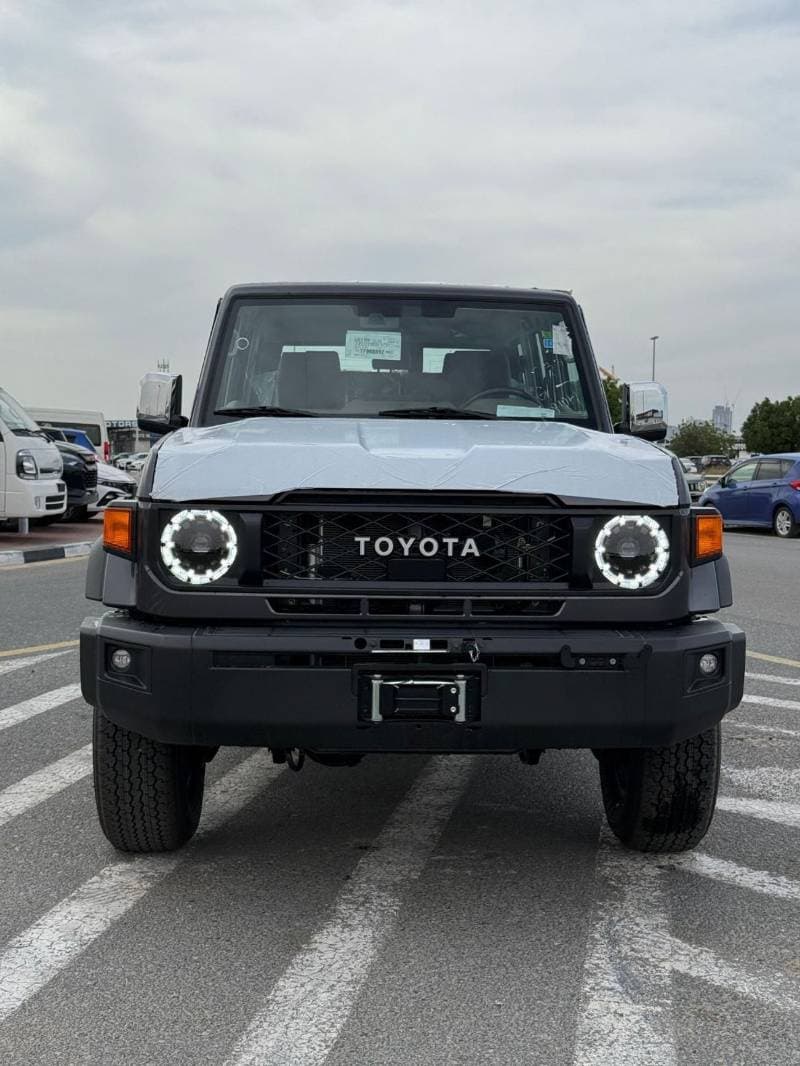 2026 Toyota Land Cruiser 70 LC76 HT VXR thumbnail 7