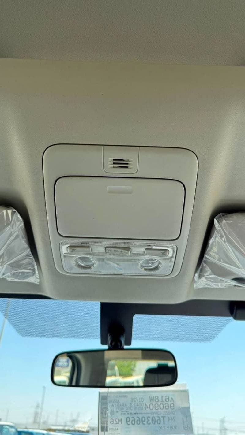 2026 Toyota Hiace GL thumbnail 6