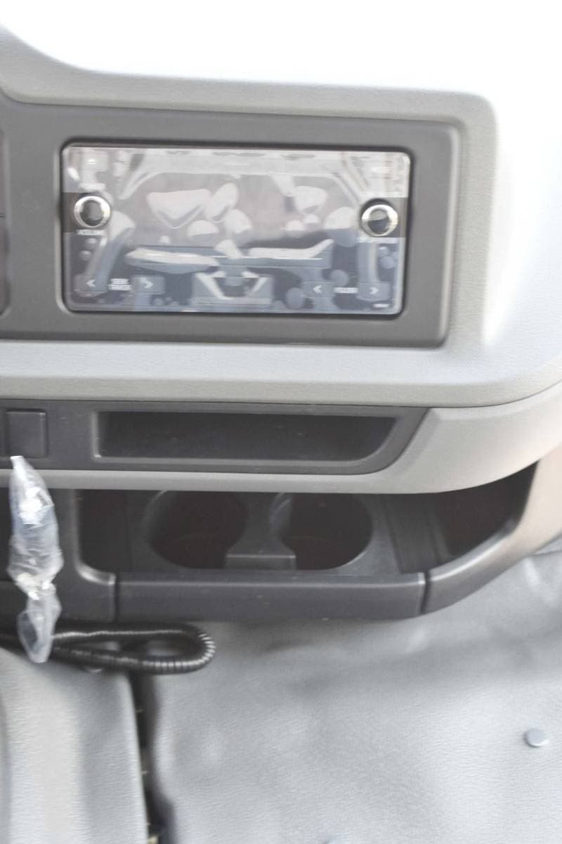 2026 Toyota Coaster thumbnail 8