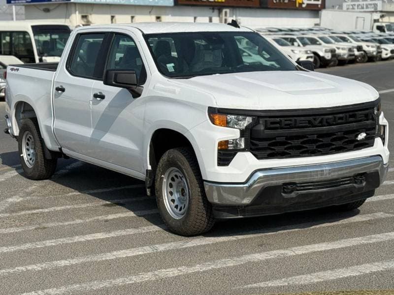2025 Chevrolet Silverado 1500 RST thumbnail 3