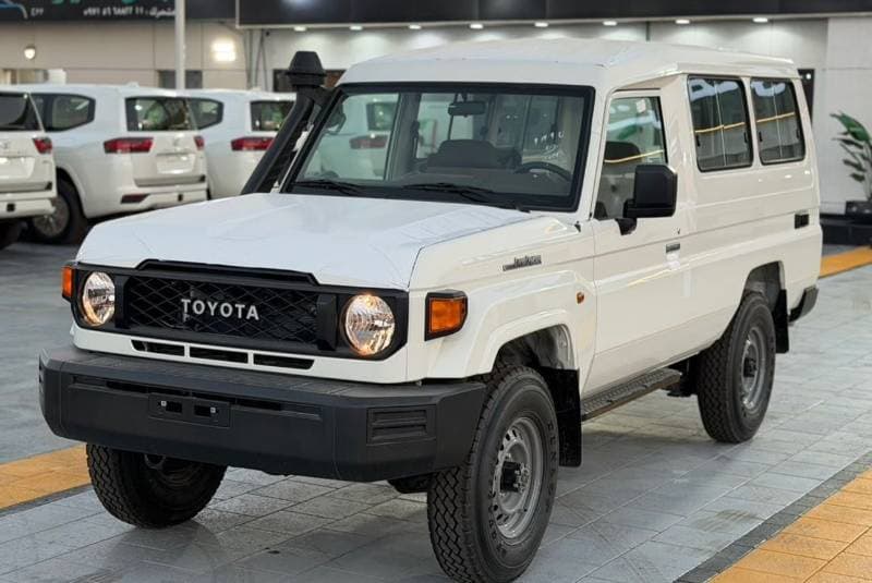 2026 Toyota Land Cruiser 70 LC 78 HARDTOP 4.0L MT thumbnail 3