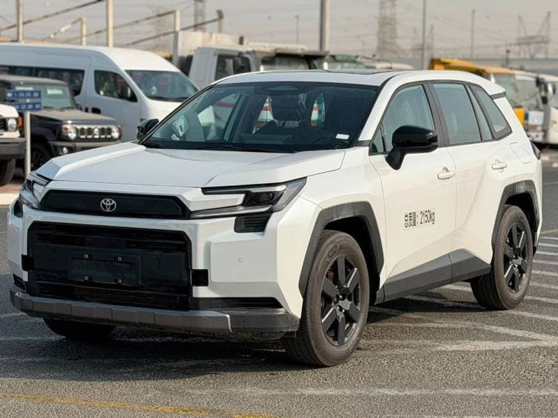 2026 Toyota RAV4 XLE thumbnail 3