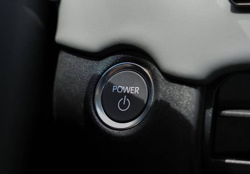 2026 Toyota RAV4 LTD HEV thumbnail 8