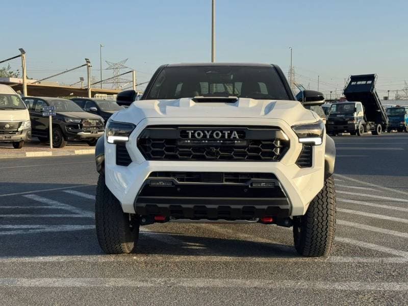 2026 Toyota Tacoma thumbnail 2