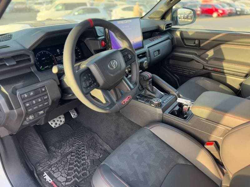 2026 Toyota Tacoma thumbnail 5