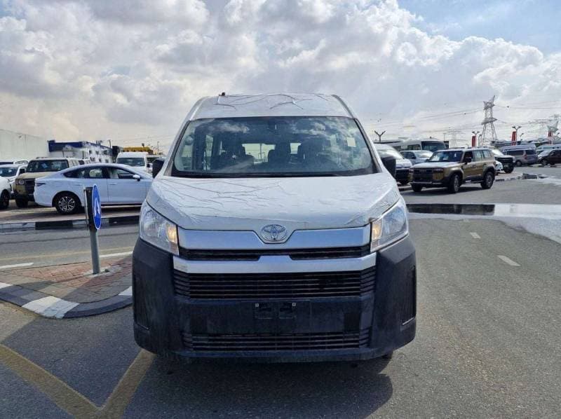 2026 Toyota Hiace GL thumbnail 2