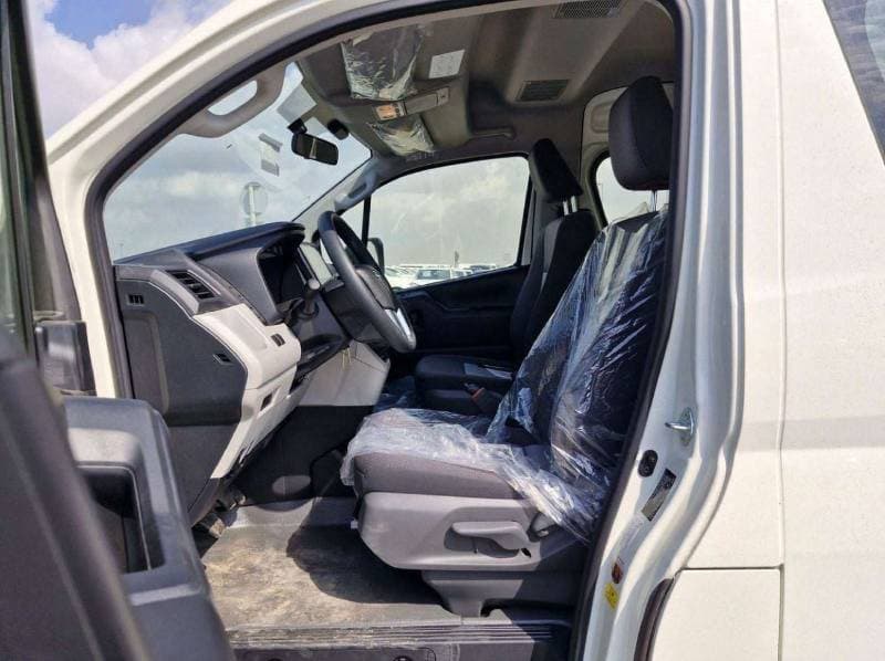 2026 Toyota Hiace GL thumbnail 3
