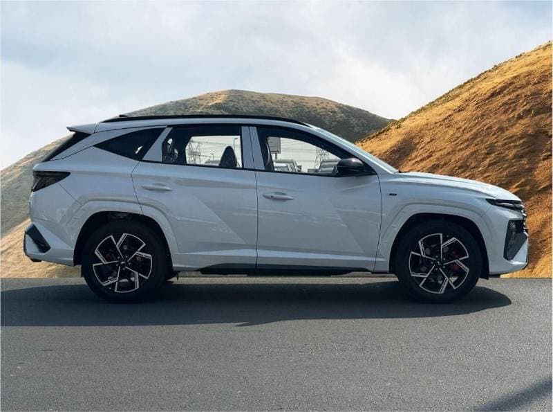 2025 Hyundai Tucson N LINE thumbnail 3