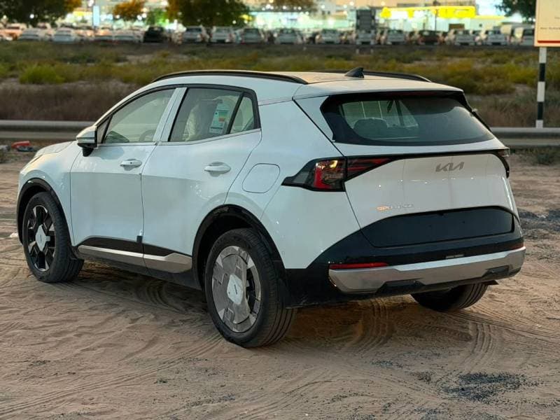 2026 Kia Sportage thumbnail 8