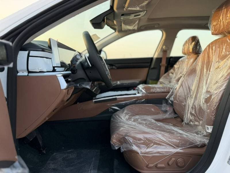 2026 Hyundai Azera PREMIUM thumbnail 3