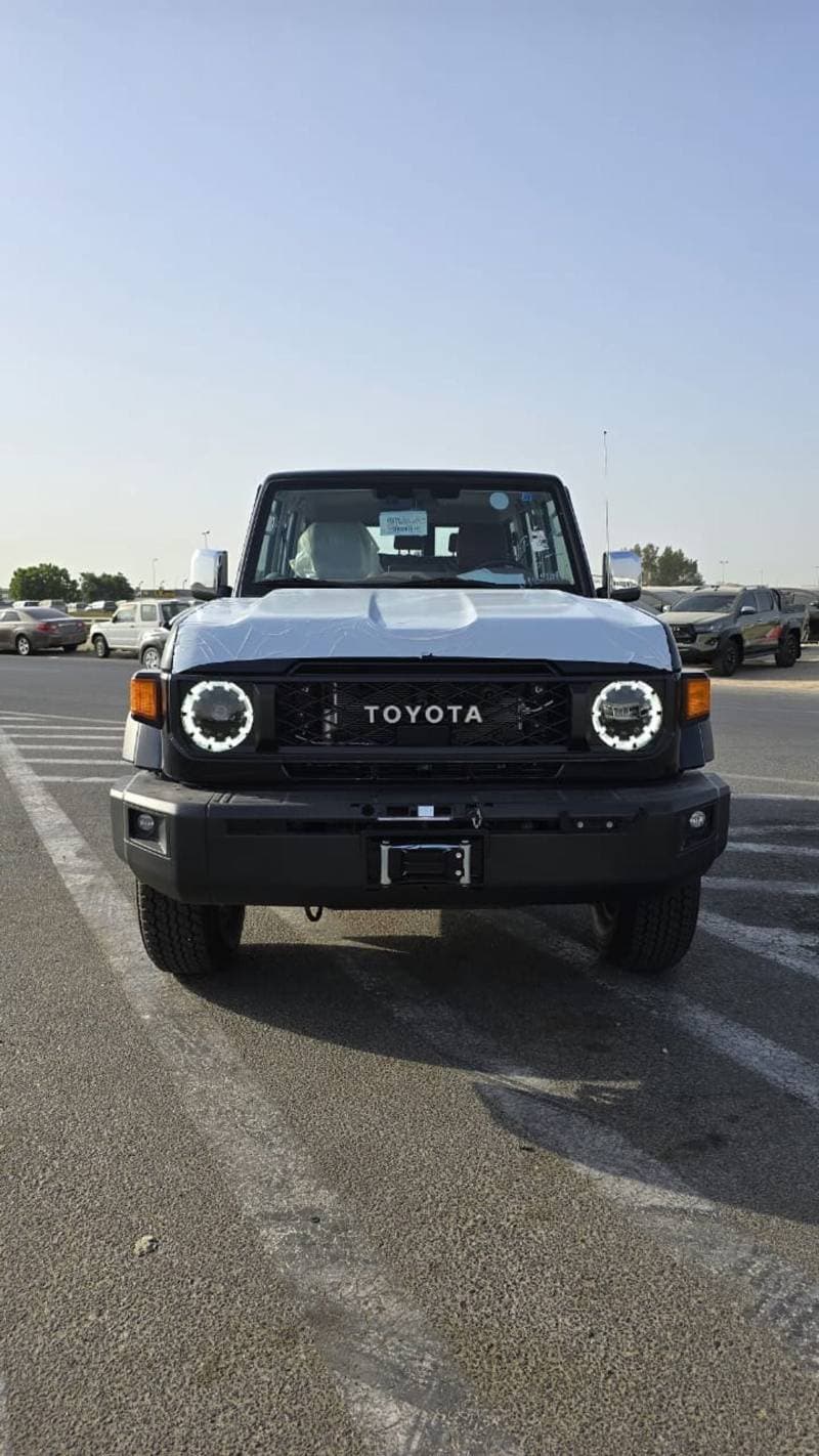 2026 Toyota Land Cruiser 70 LC76 HT VXR