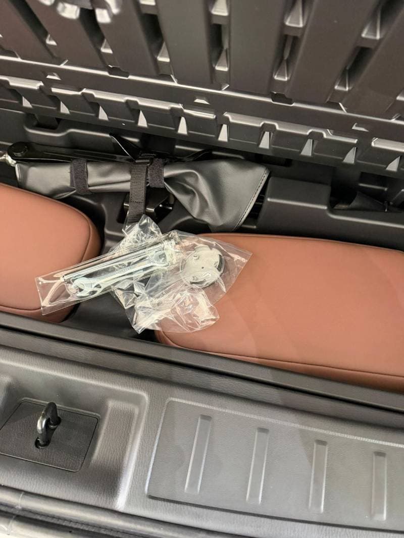 2026 Mitsubishi Outlander PREMIUM LAUNCH EDITION thumbnail 6