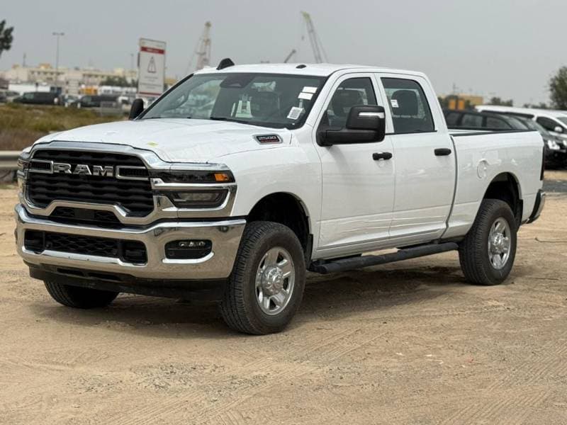 2025 RAM 2500 TRADESMAN thumbnail 3