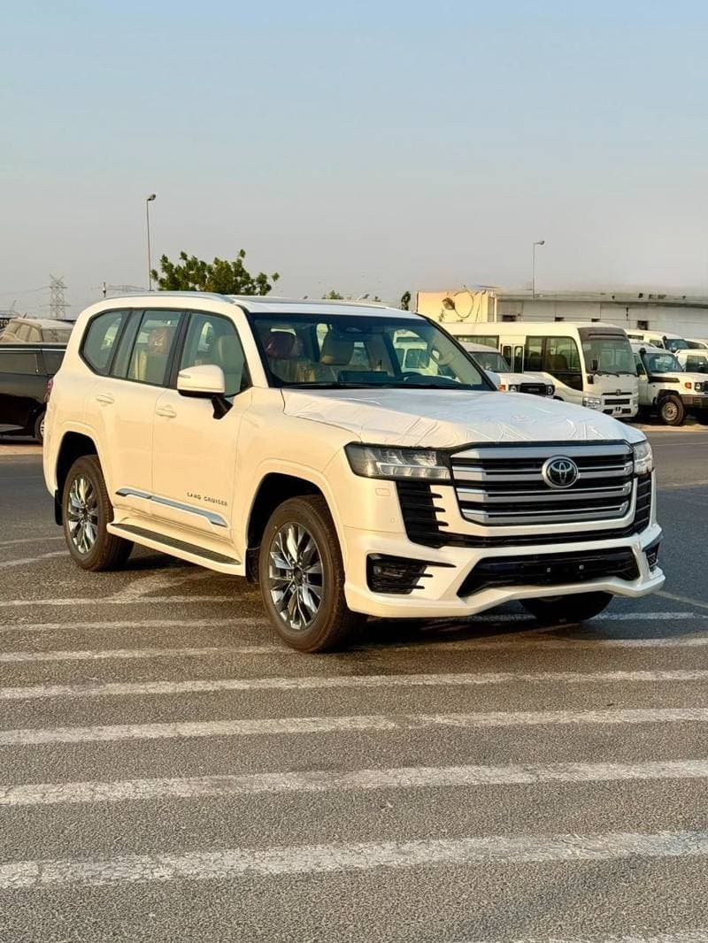 2026 Toyota Land Cruiser GXR thumbnail 3