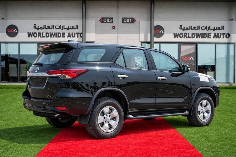 2026 Toyota Fortuner GX2 thumbnail 6