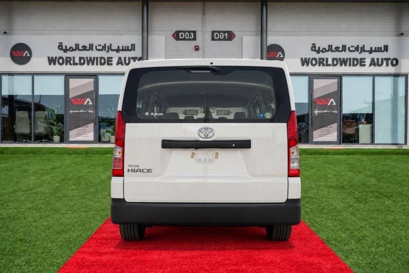 2026 Toyota Hiace DX thumbnail 5