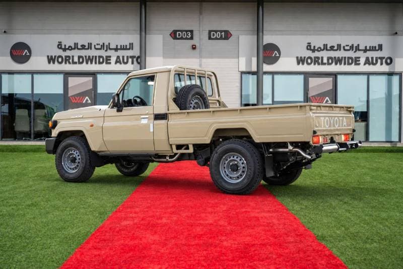 2026 Toyota Land Cruiser Pickup 70 LC 79 STD E1 AUTOMATIC 2026 MODEL thumbnail 7
