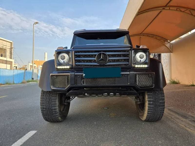 2017 Mercedes Benz G500 thumbnail 3