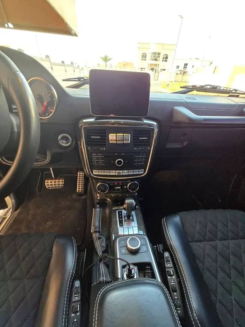 2017 Mercedes Benz G500 thumbnail 5