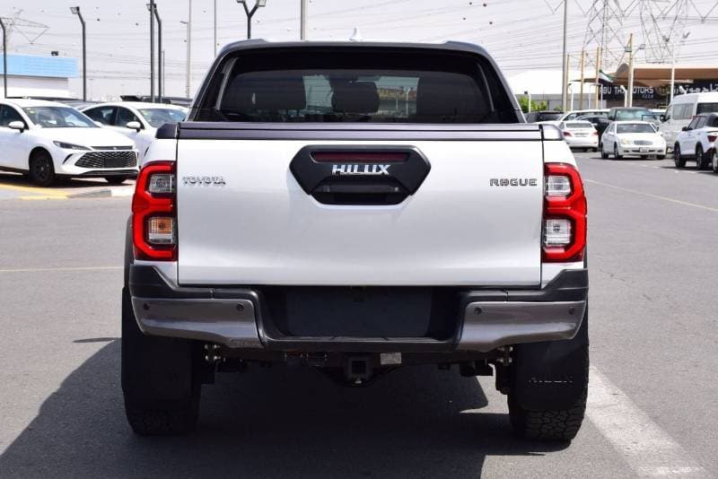 2023 Toyota Hilux GR SPORT thumbnail 7