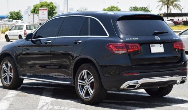 2021 Mercedes Benz GLC 300 AMG thumbnail 4