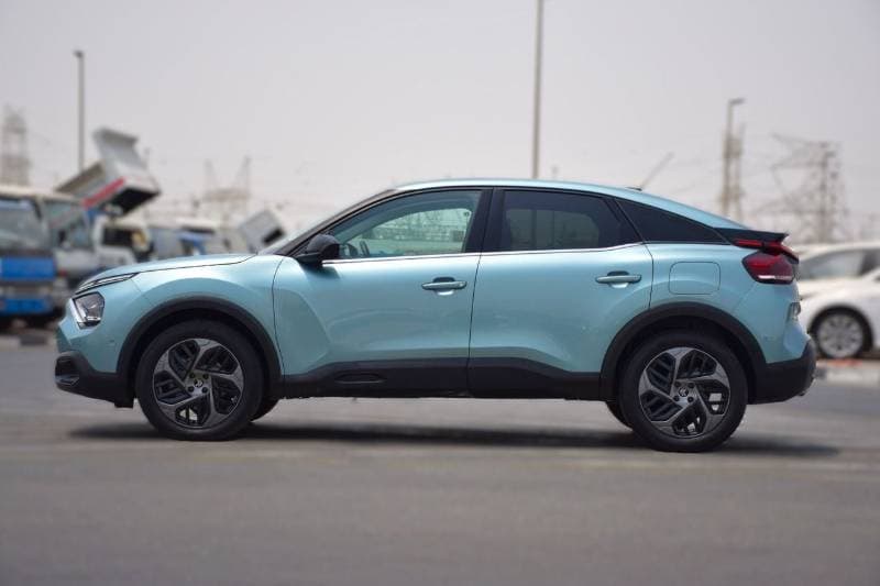 2023 Citroen C4 SHINE thumbnail 3