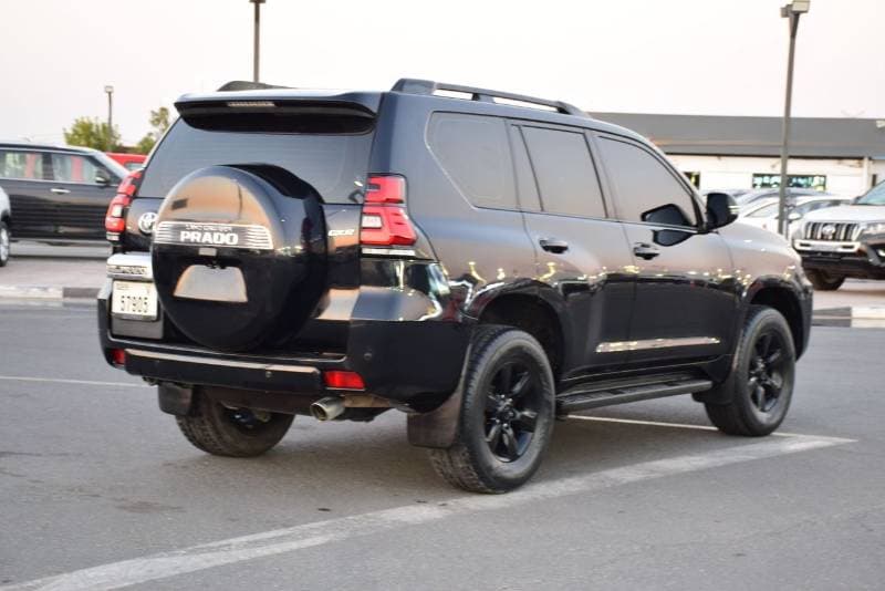 2014 Toyota Prado GXR thumbnail 3