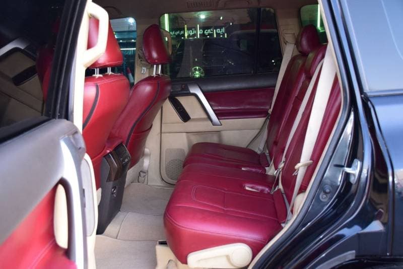 2014 Toyota Prado GXR thumbnail 7