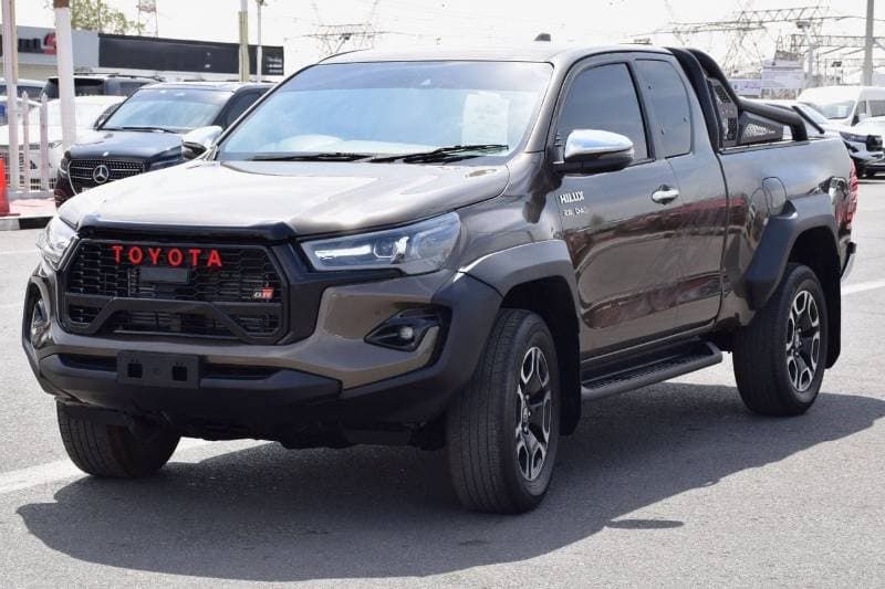 2023 Toyota Hilux GR SPORT thumbnail 2