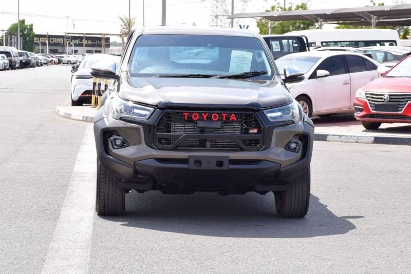 2023 Toyota Hilux GR SPORT thumbnail 3