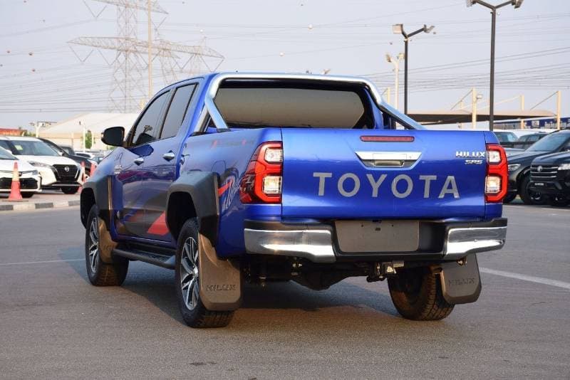2019 Toyota Hilux TRD thumbnail 7