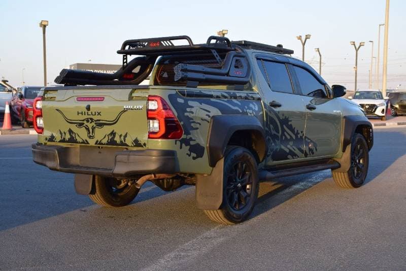 2021 Toyota Hilux SGLX thumbnail 7