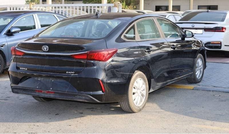 2024 Changan Eado EV460 thumbnail 3