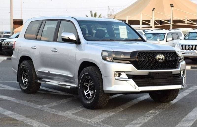 2017 Toyota Land Cruiser VXR