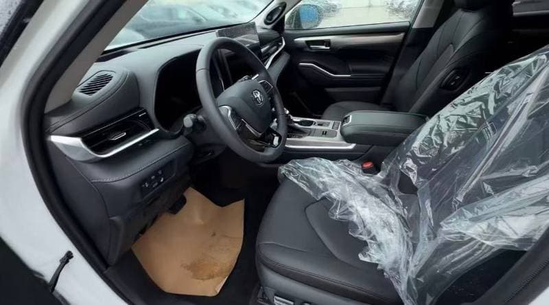 2026 Toyota Highlander Superme 2.5 Hybrid With JBL thumbnail 4