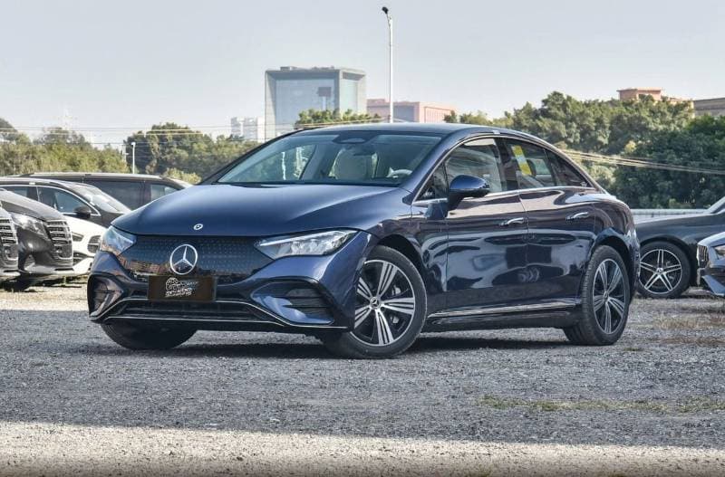 2025 Mercedes Benz EQE 500 4MATIC