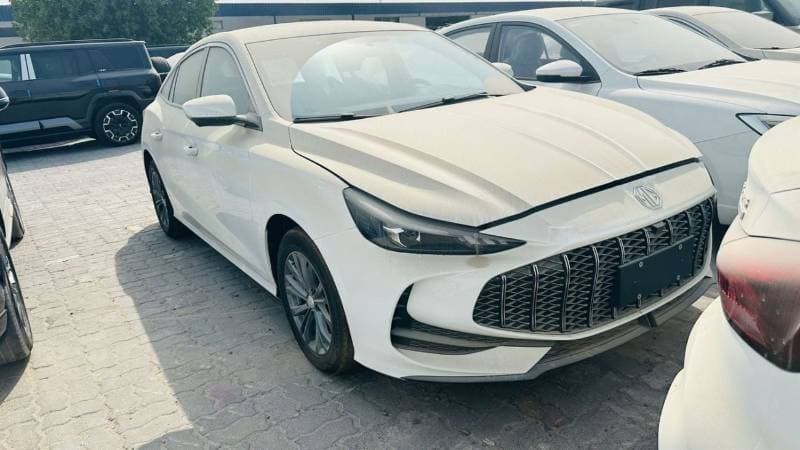 2025 MG 5 LUX