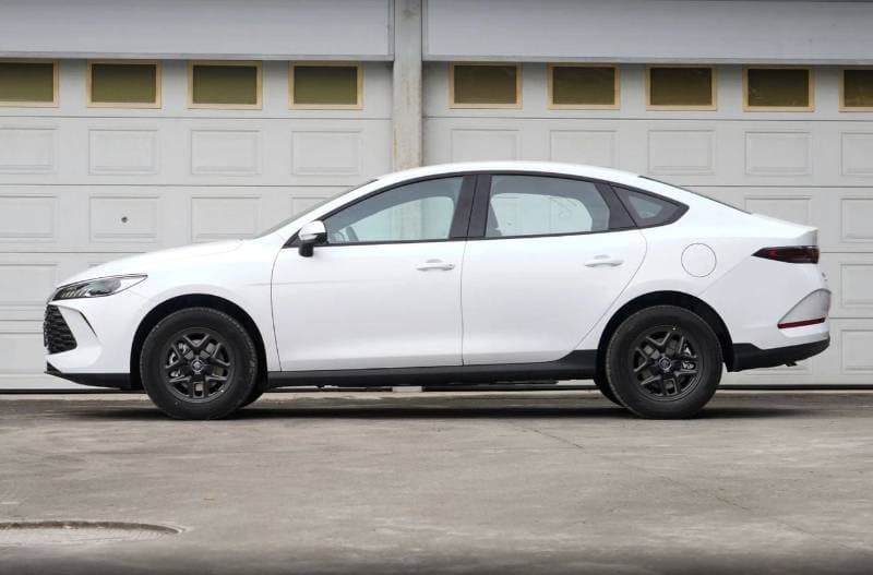 2026 BYD QIN PLUS DM i 128KM Progressive Edition thumbnail 3