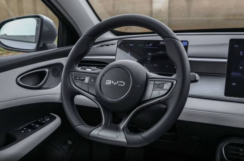 2026 BYD Seal 05 DM i 128KM Luxury thumbnail 8